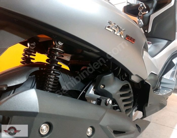 Arora ZRX 200 2021 Model Sıfır Kilometre Senetle Motosiklet Beyaz 6